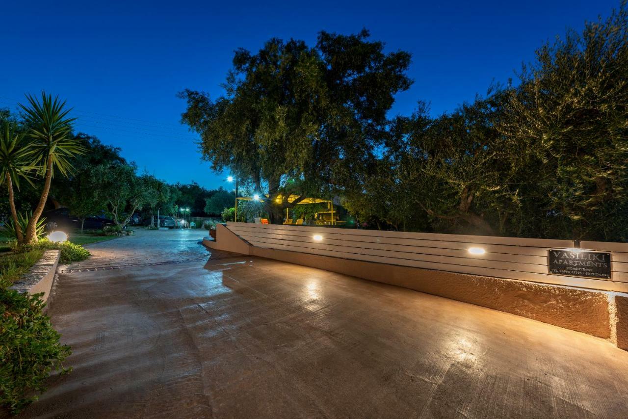 Vasiliki Apartments Трагаки Екстериор снимка