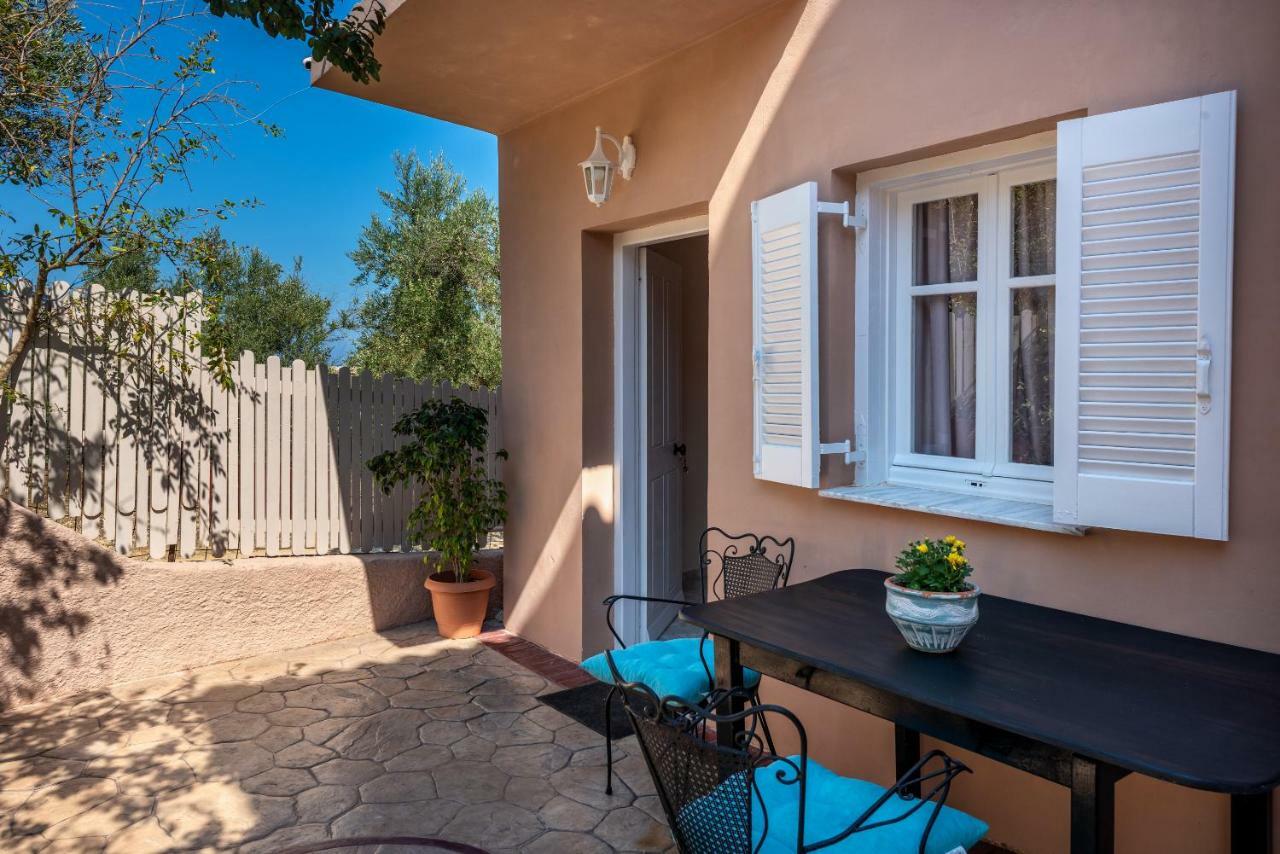 Vasiliki Apartments Трагаки Екстериор снимка