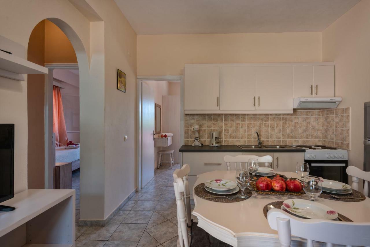 Vasiliki Apartments Трагаки Екстериор снимка