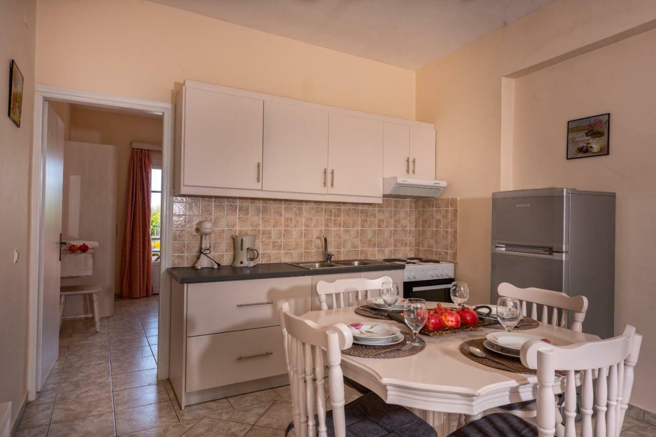 Vasiliki Apartments Трагаки Екстериор снимка