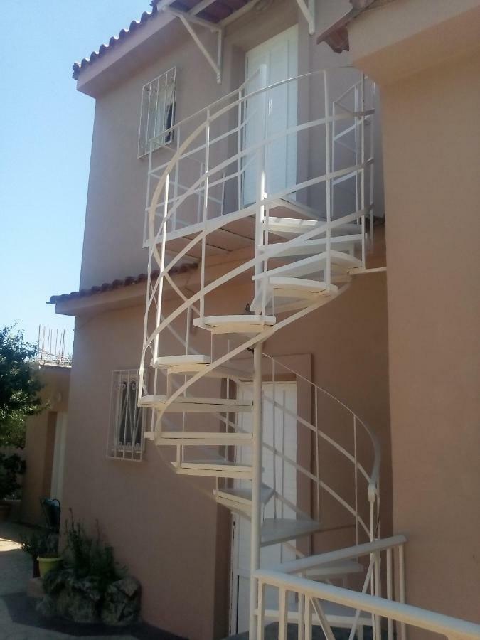 Vasiliki Apartments Трагаки Екстериор снимка